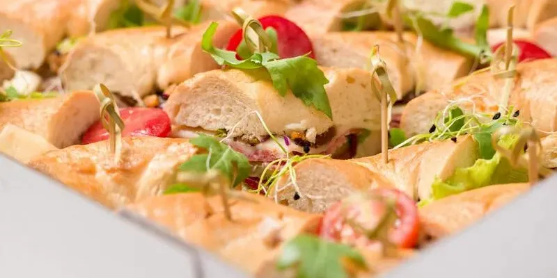 catering food